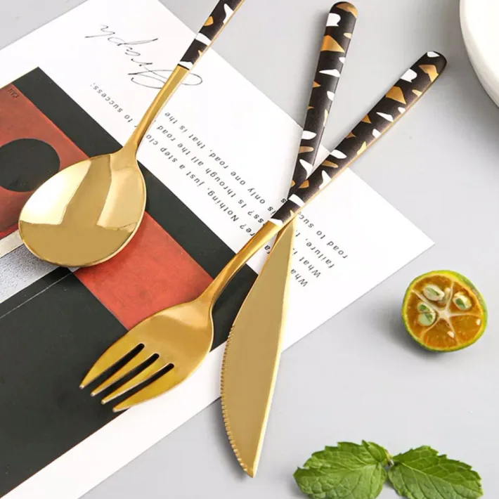 Set de Cubiertos de Acero Diseño Minimalista Premium Black