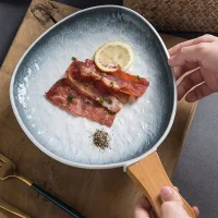 H58 - Plato de Cerámica con Manija de Madera Diseño Degradé