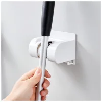 KM1231 (KM-033) - Soporte/Organizador para Escobas&Trapeadores