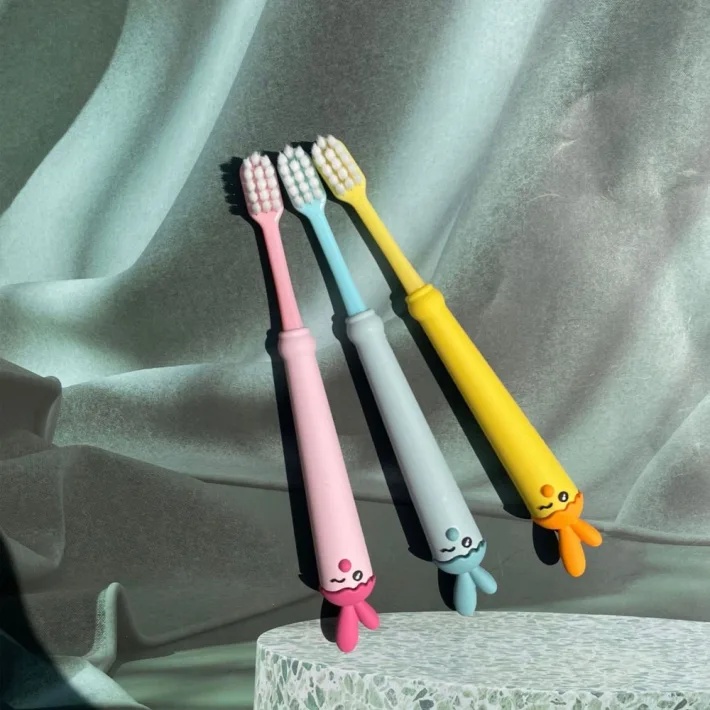 M6633 - Cepillo de Dientes Infantil Rabbit Carrot