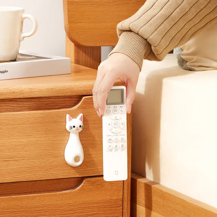 MM2302 - Soporte Magnético de Pared Cat Black & White