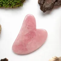Gua sha de Cuarzo Rosa