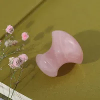 Mushroom Guasha de Cuarzo Rosa